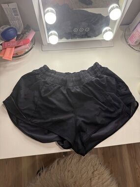 Lululemon camo hotty hot shorts
